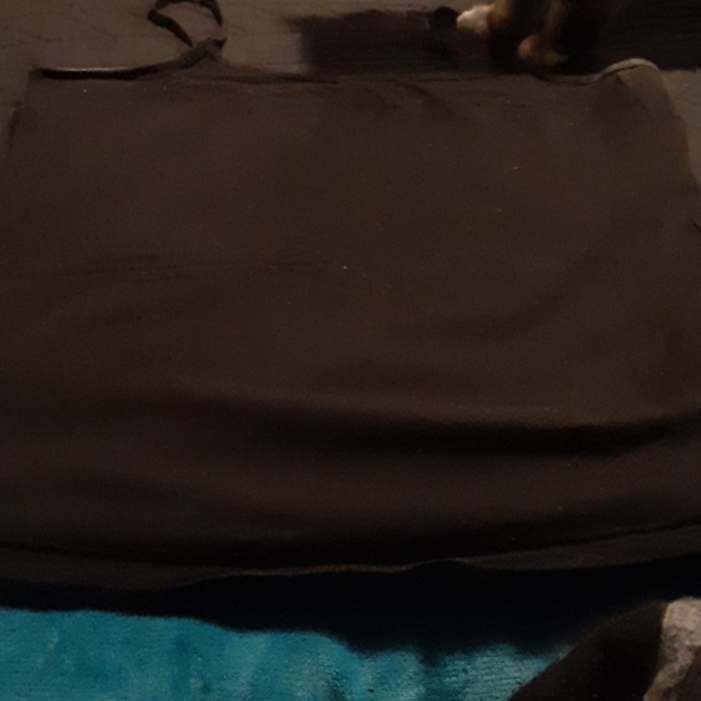 Tank Tops - Picture 2 of 5